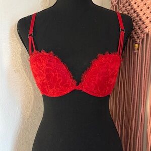 intimissimi Red Lace Push-Up Bra with Double Straps